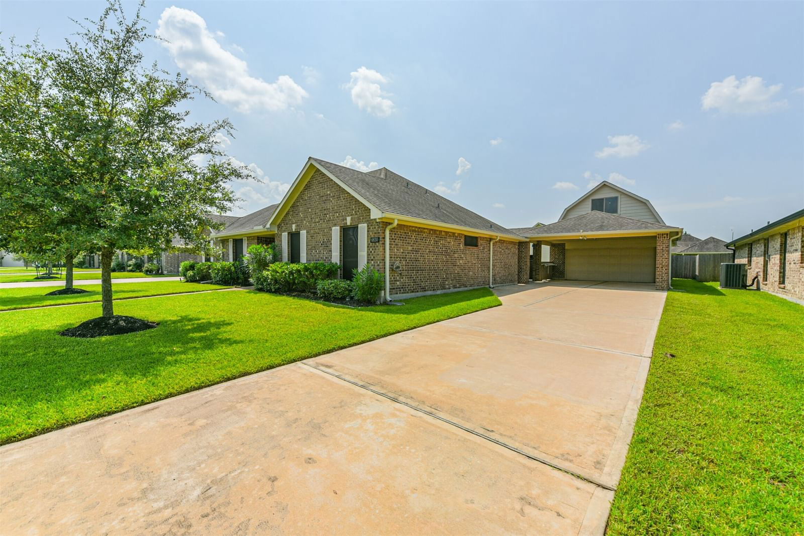 Real estate property located at 6830 Gonzales, Brazoria, Lakeland SD Sec 4 A0493 Ht&Br, Manvel, TX, US