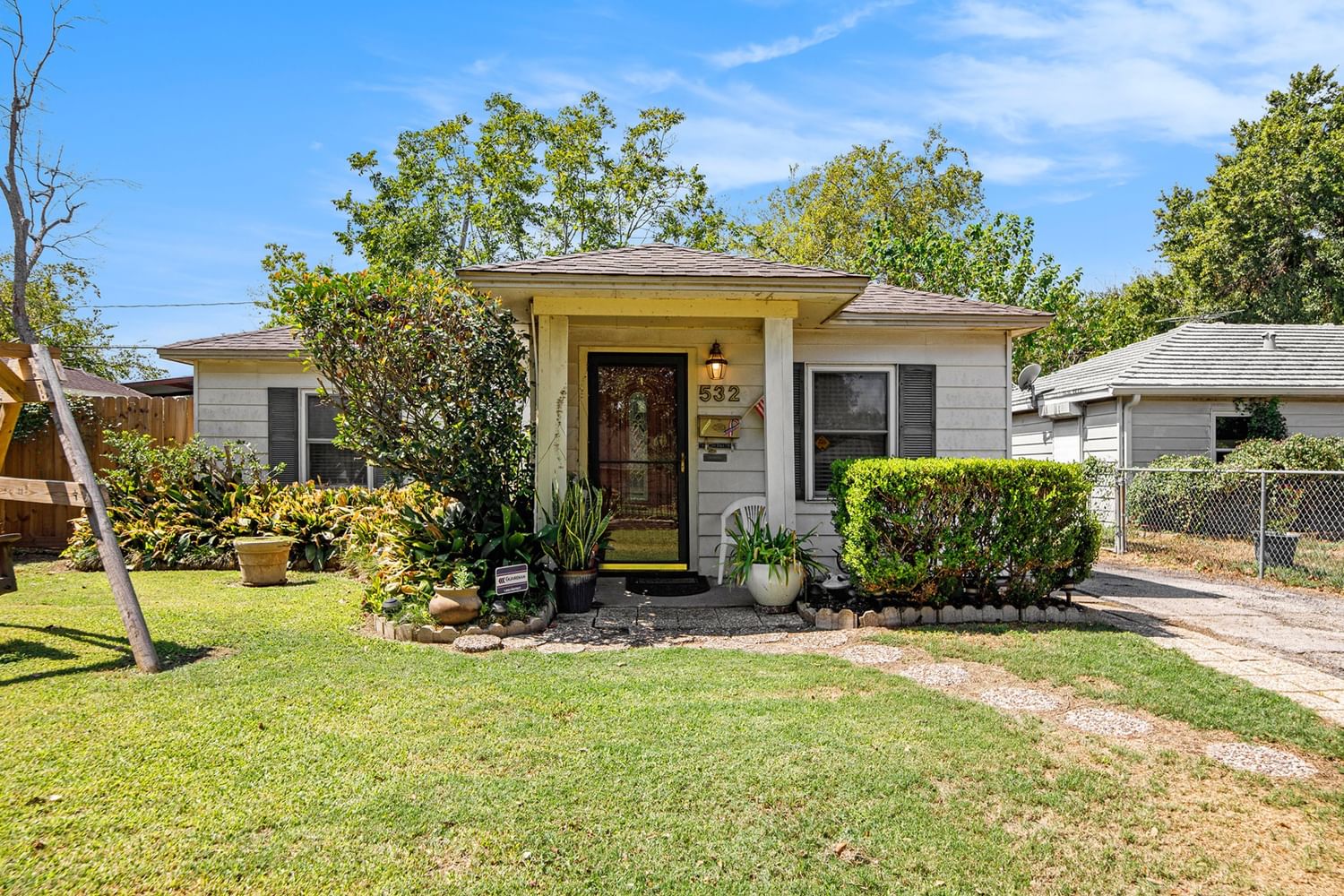 Real estate property located at 532 Texas, Harris, South Houston, TX, US