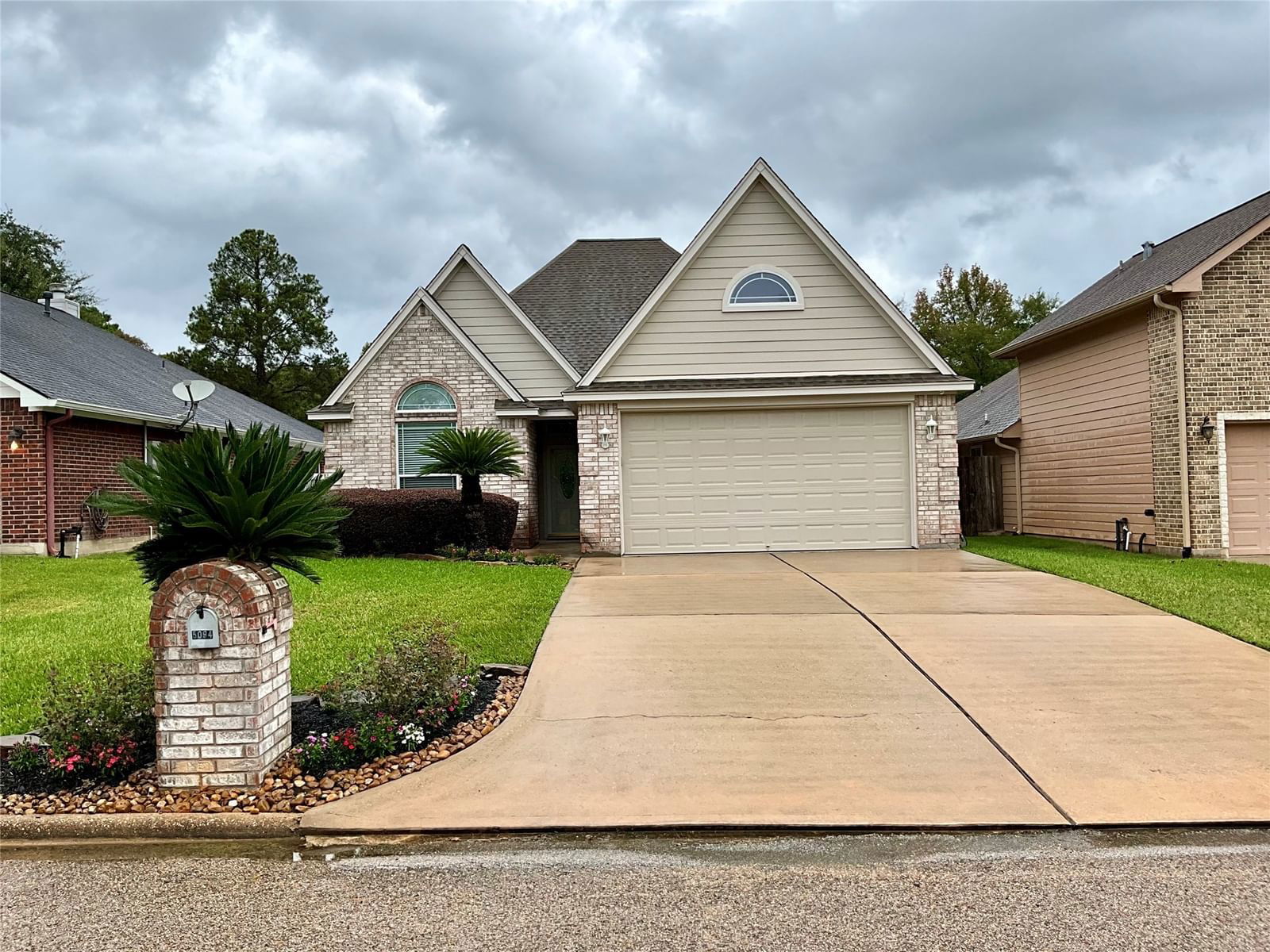 Real estate property located at 5094 Lakeshore Dr, Montgomery, Seven Coves 04, Willis, TX, US