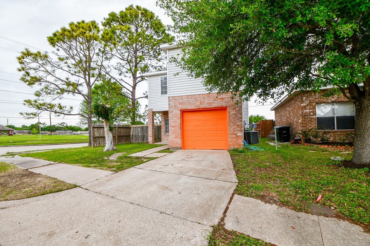 Real estate property located at 7744 Sign, Fort Bend, Westbury Village, Houston, TX, US
