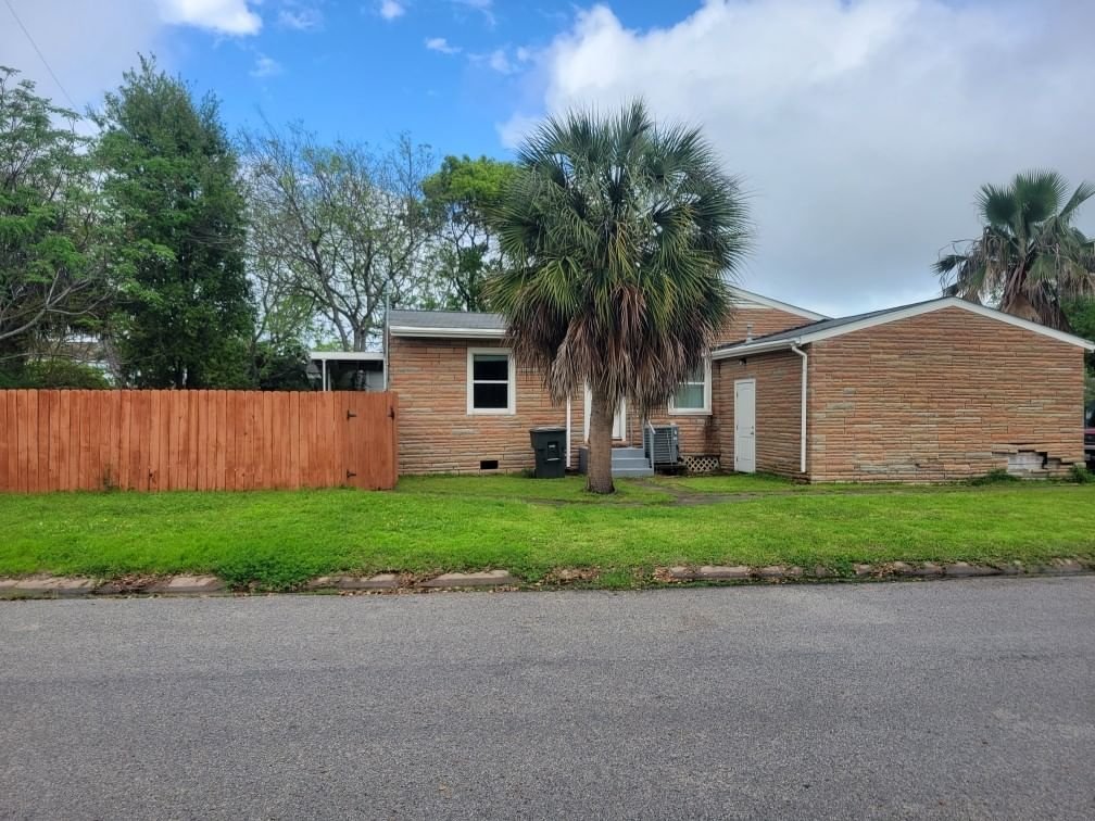 Real estate property located at 118 Whiting, Galveston, Lindale Park 2, Galveston, TX, US