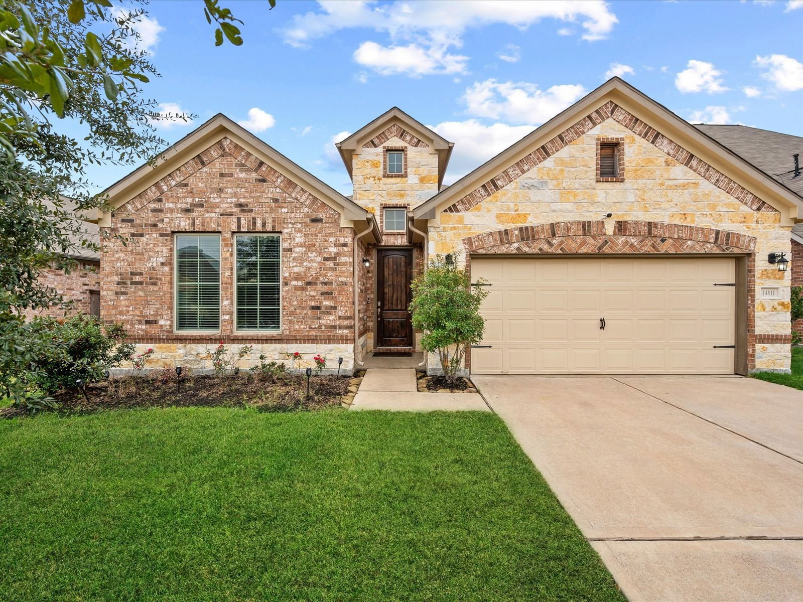 Real estate property located at 14811 Autumn Long, Harris, Fall Creek East Sec 1, Humble, TX, US