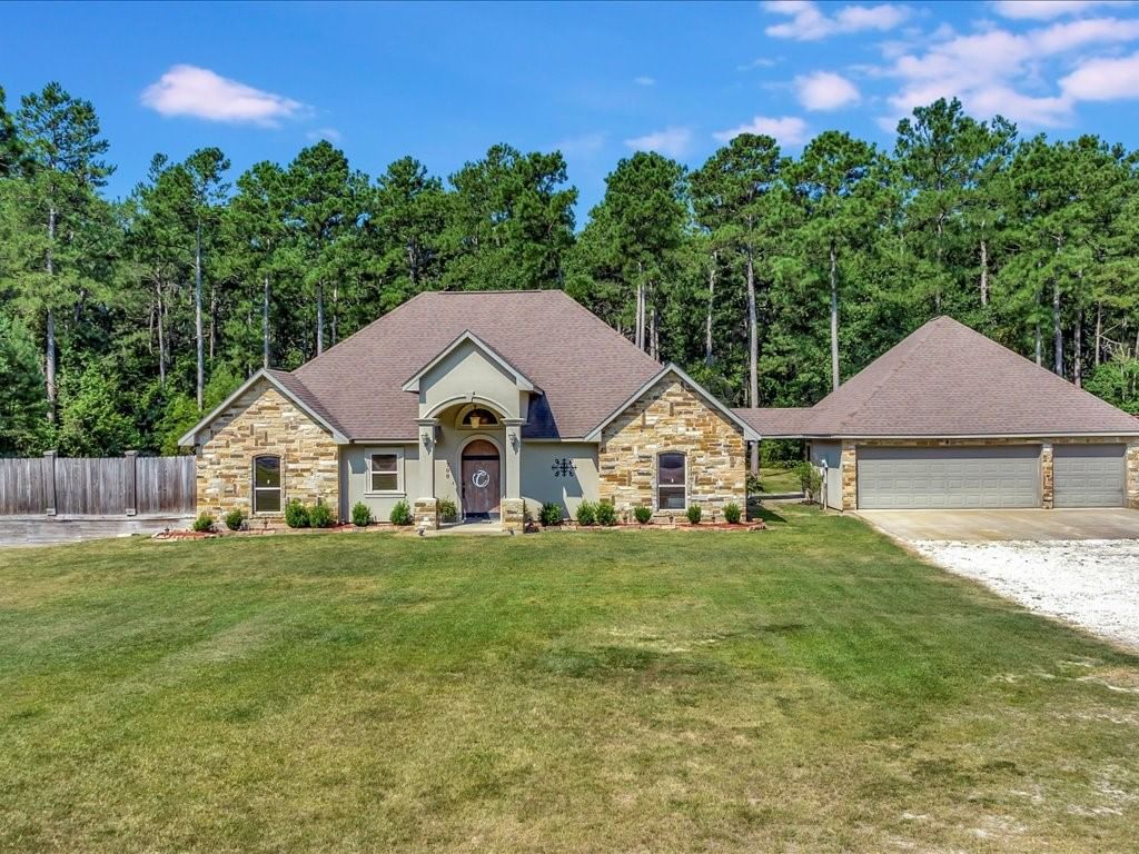 Real estate property located at 700 Bourrous, Angelina, Diboll, TX, US