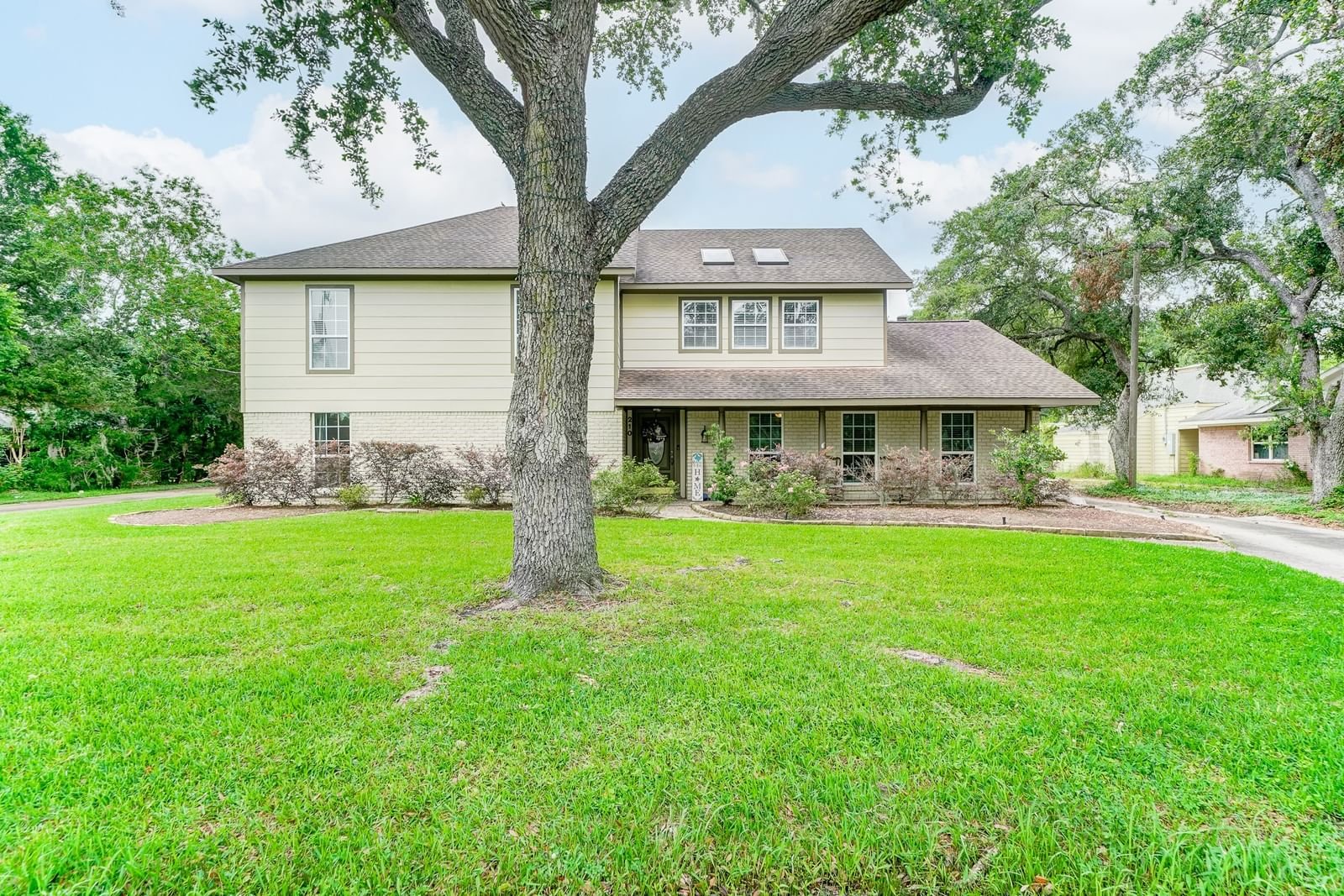 Real estate property located at 210 Bayou, Galveston, Bayou Bend, Dickinson, TX, US
