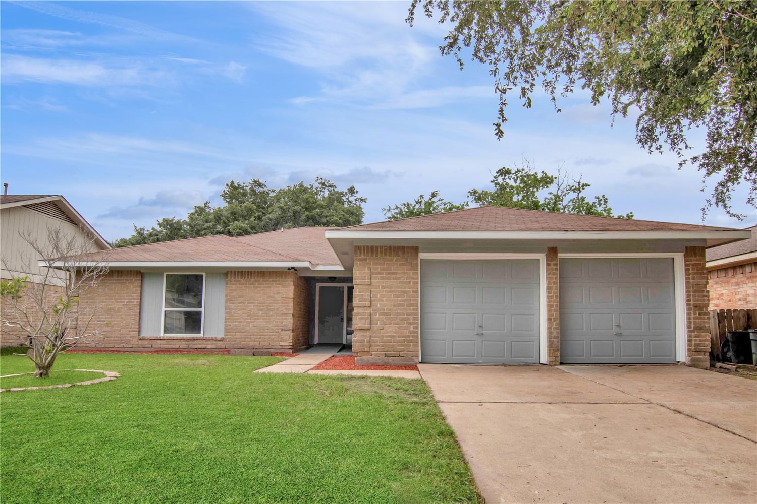 Real estate property located at 16335 Alametos, Fort Bend, Mission Bend South, Houston, TX, US