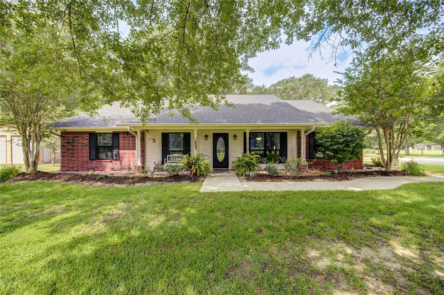 Real estate property located at 126 County Rd 3370, Liberty, Royal Acres, Cleveland, TX, US