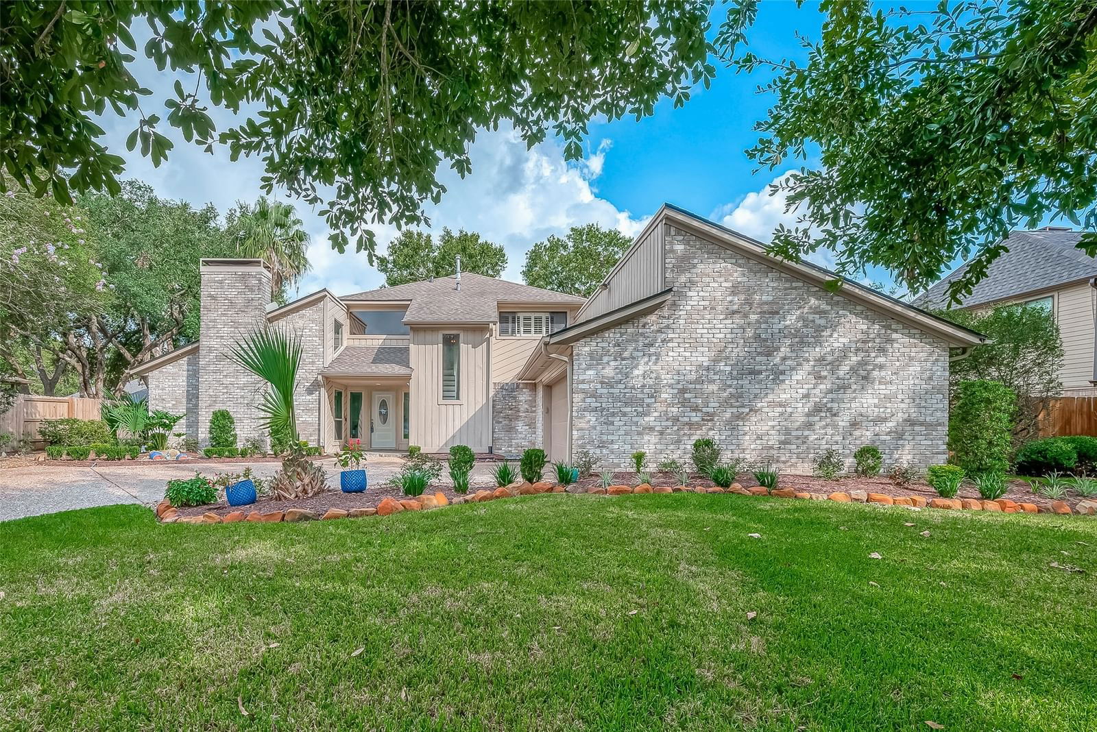 Real estate property located at 15915 Larkfield, Harris, Brook Forest Sec 03, Houston, TX, US