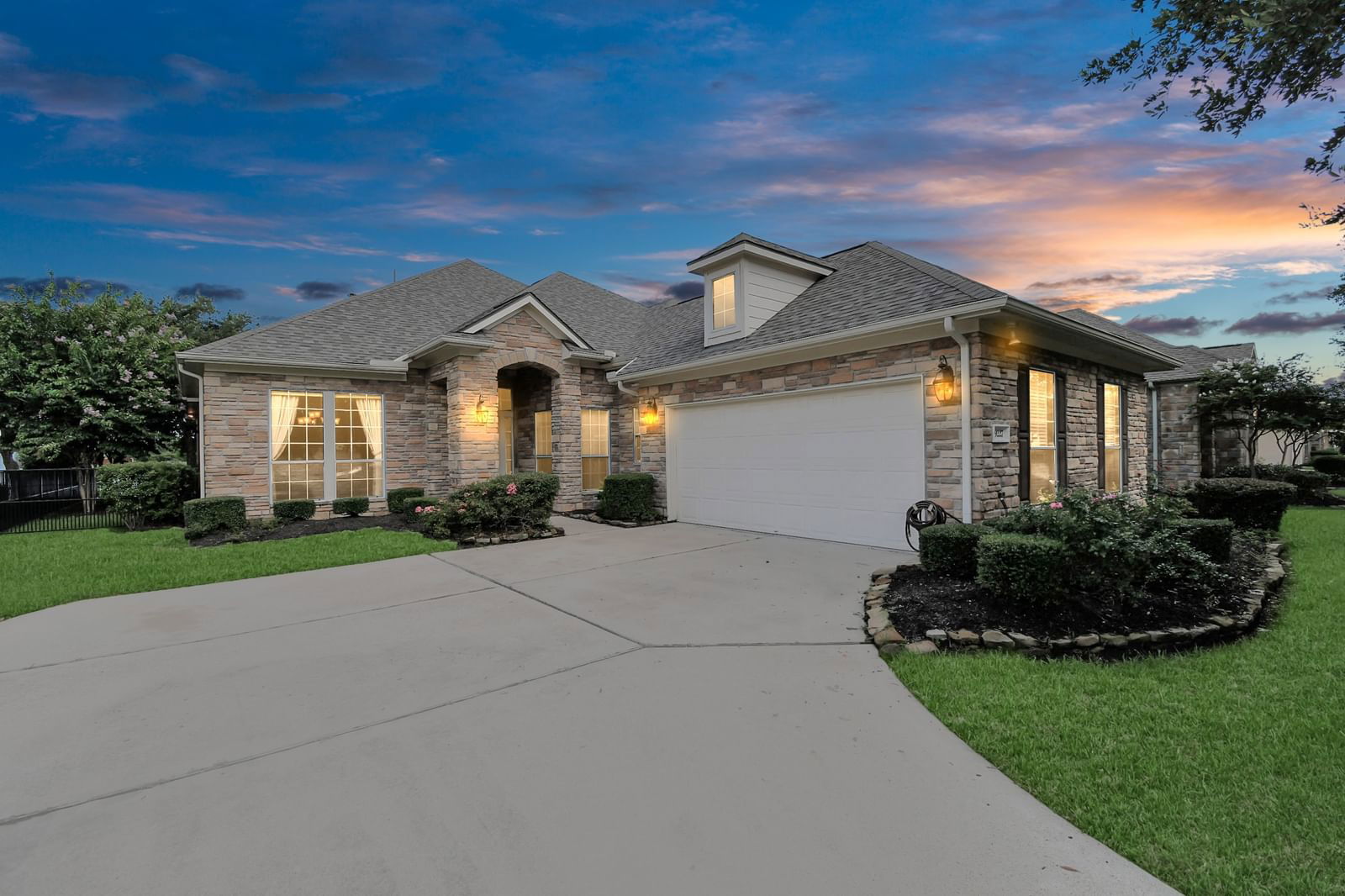 Real estate property located at 9227 Canyon Lake Springs, Harris, Towne Lake Sec 02, Cypress, TX, US