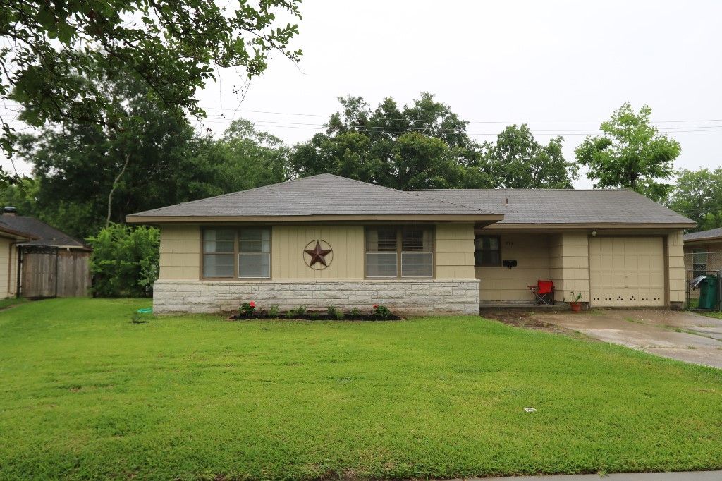 Real estate property located at 814 Laverne, Harris, Pasadena, TX, US