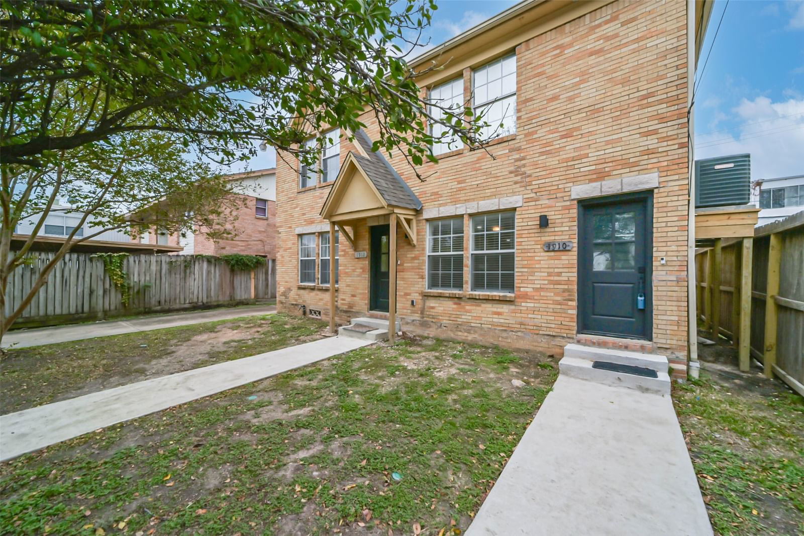 Real estate property located at 1910-1912 Mcduffie, Harris, Hyde Park Main, Houston, TX, US