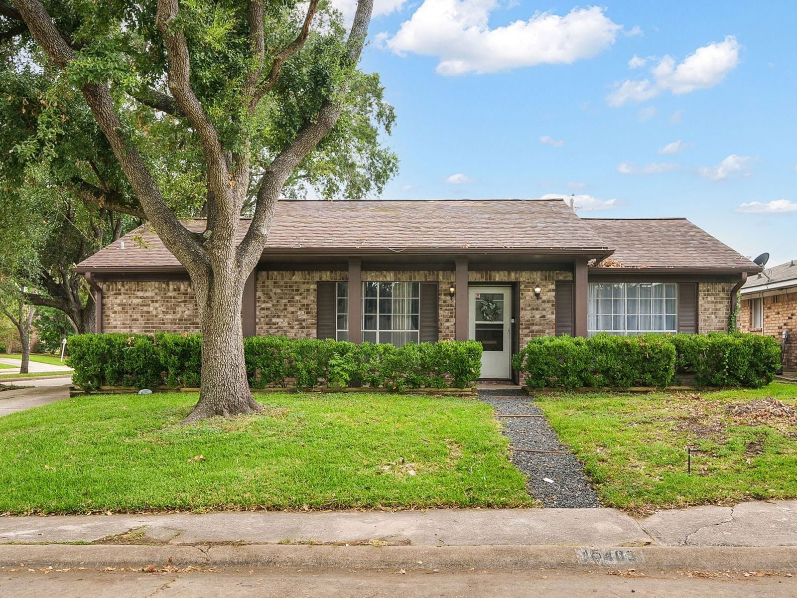Real estate property located at 15403 Poolview, Harris, Fondren Park, Houston, TX, US