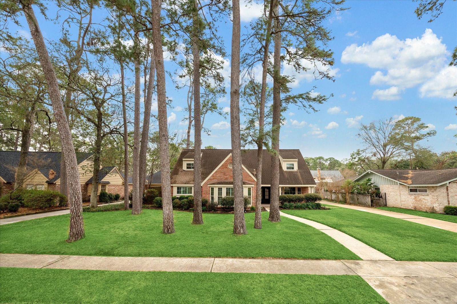 Real estate property located at 12319 Old Oaks, Harris, Frostwood, Houston, TX, US