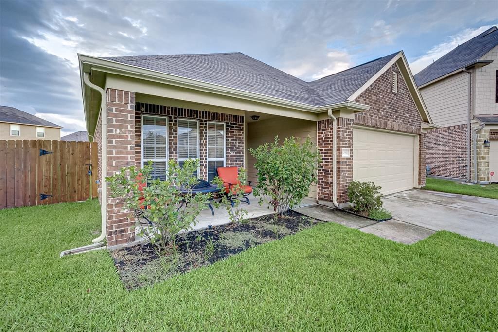 Real estate property located at 14931 Vinegrove Falls, Harris, Villages/Cypress Lakes, Cypress, TX, US