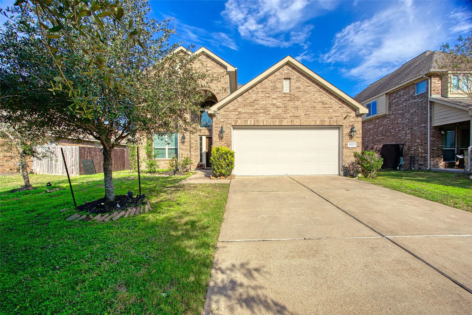 Real estate property located at 6523 Pointe Hollow, Fort Bend, Rosehaven Sec 1, Richmond, TX, US