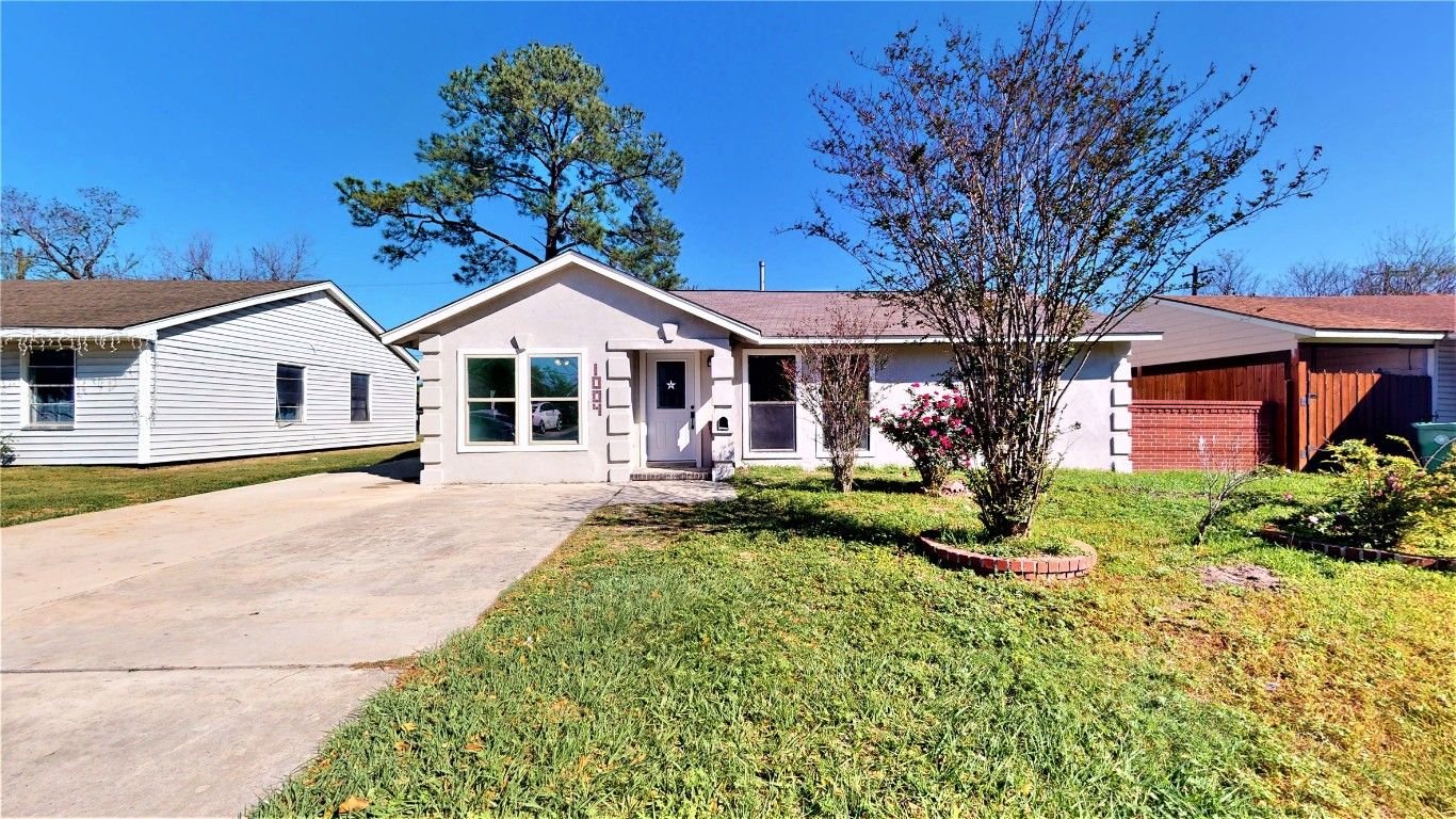 Real estate property located at 1004 Thomas, Harris, Pasadena, TX, US