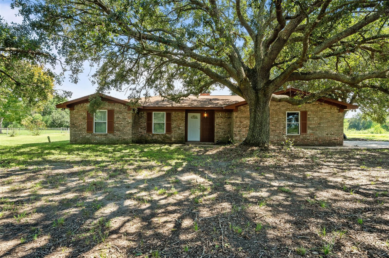 Real estate property located at 308 Lane 3, Chambers, na, Anahuac, TX, US