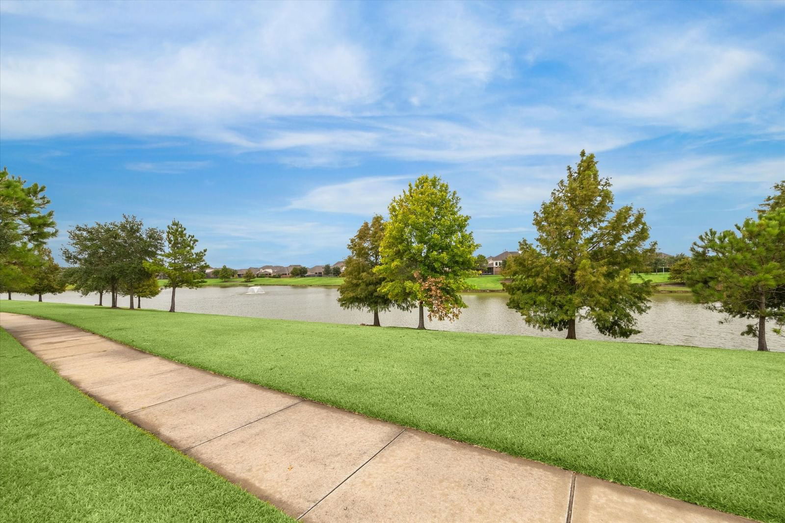 Real estate property located at 7930 Sydney Bay, Fort Bend, Grand Mission Estates Sec 9, Richmond, TX, US