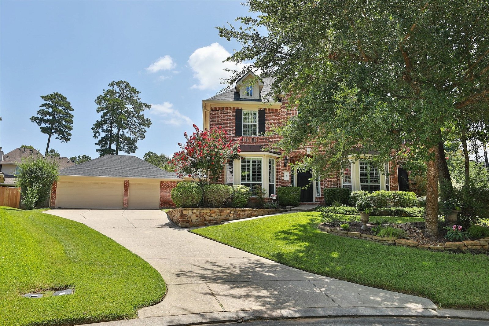 Real estate property located at 14 Barlow, Montgomery, The Woodlands, TX, US