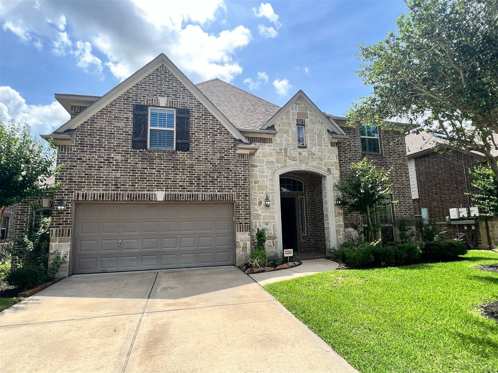 Real estate property located at 310 Promenade Estates, Fort Bend, Stafford, TX, US