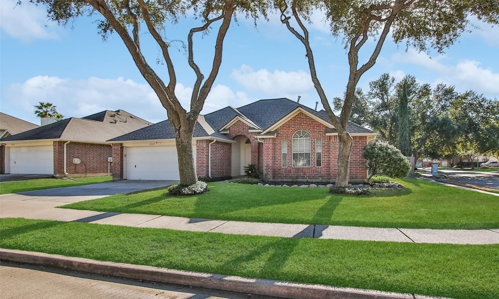 Real estate property located at 11611 Yorkshire Oaks, Harris, Steeplechase Sec 06 R/P, Houston, TX, US