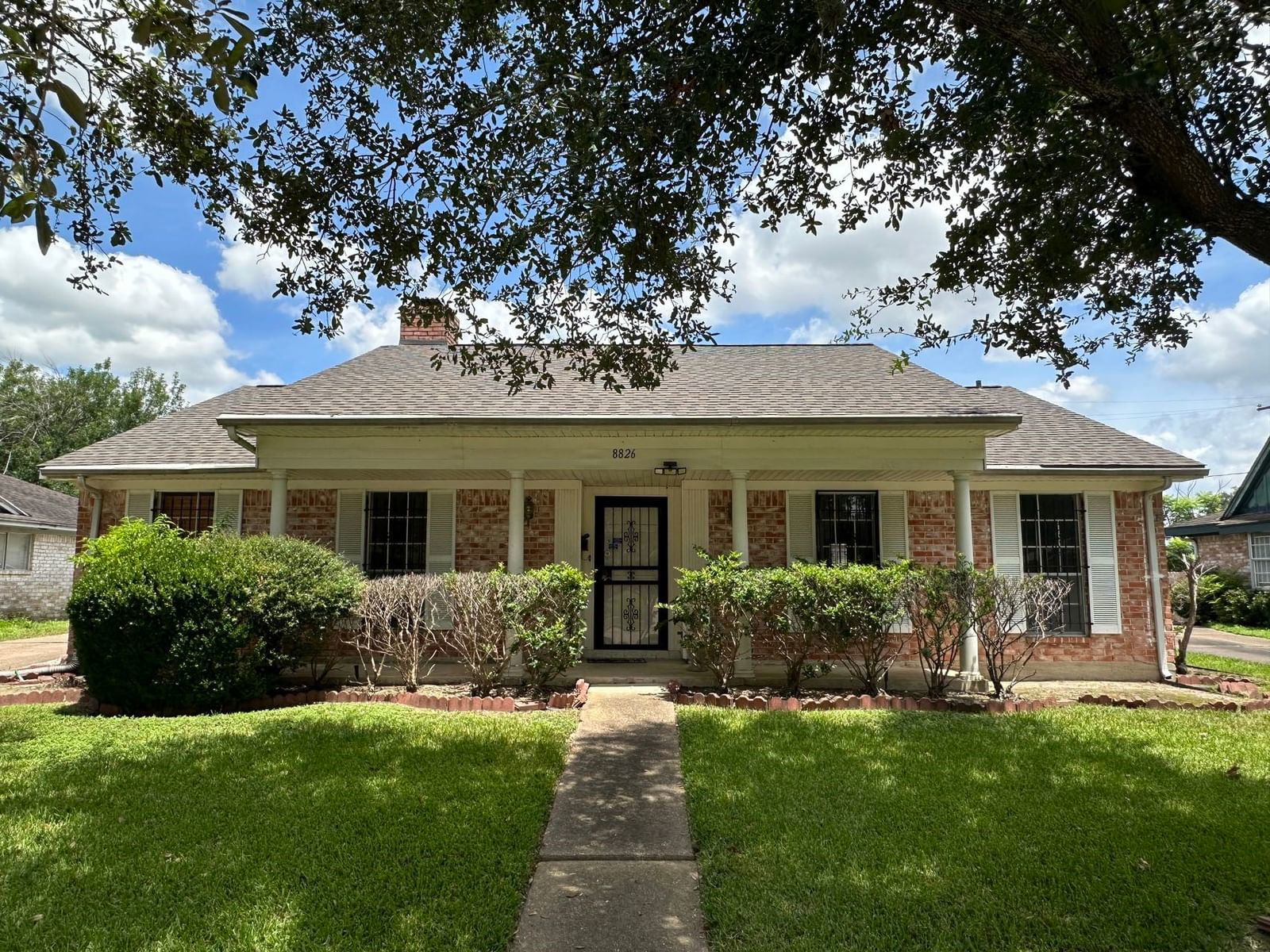 Real estate property located at 8826 Roos, Harris, Sharpstown Country Club Terrac, Houston, TX, US