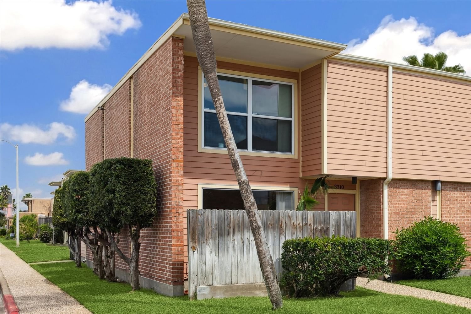 Real estate property located at 3310 Ashton, Galveston, Ashton Place-Condo, Galveston, TX, US
