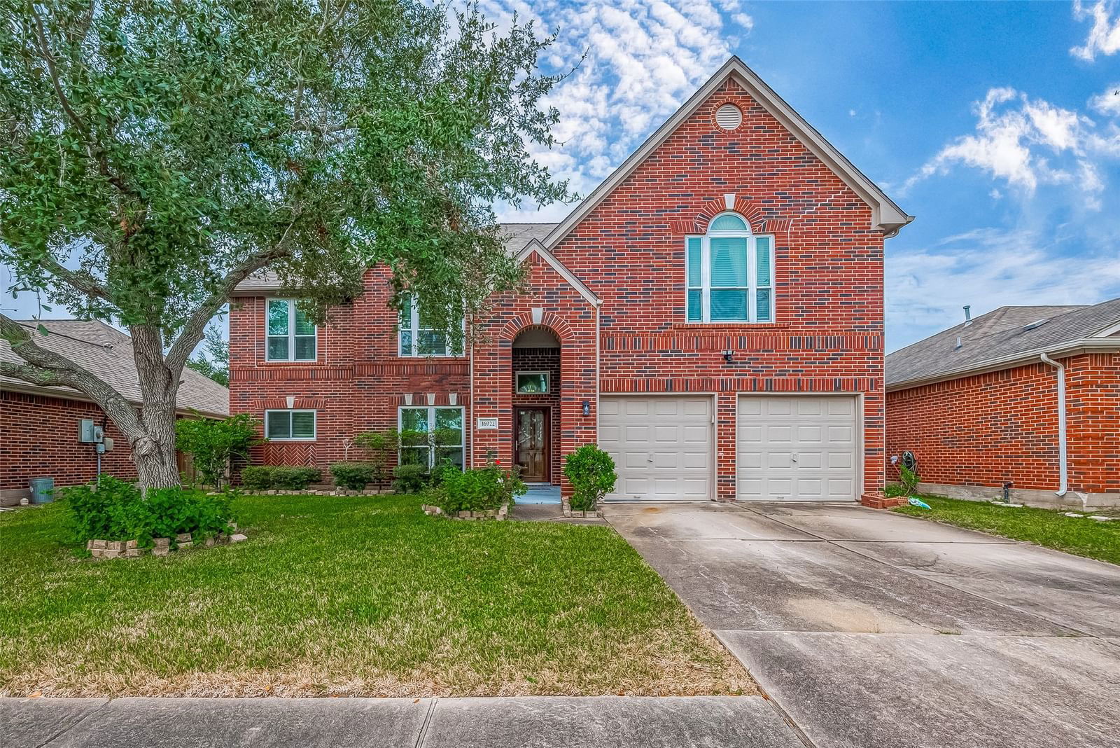 Real estate property located at 16922 Echo, Harris, Heritage Park Sec 24, Friendswood, TX, US