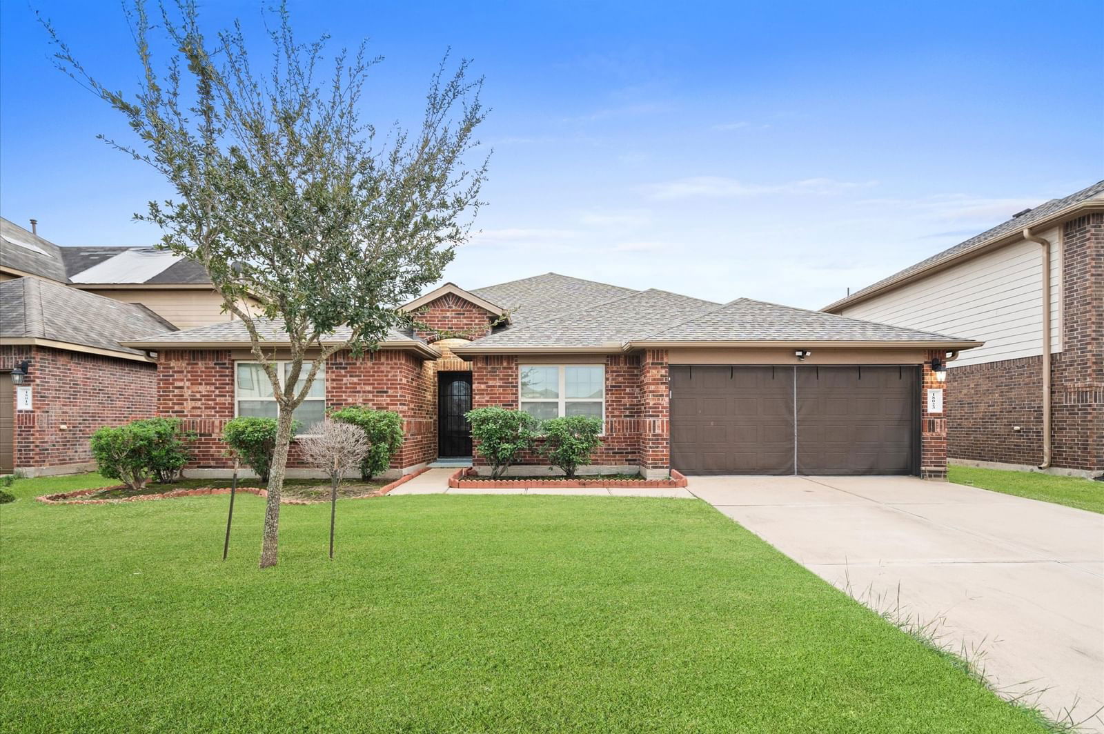 Real estate property located at 18023 Tenasserim Pine, Fort Bend, Mission Trace, Richmond, TX, US