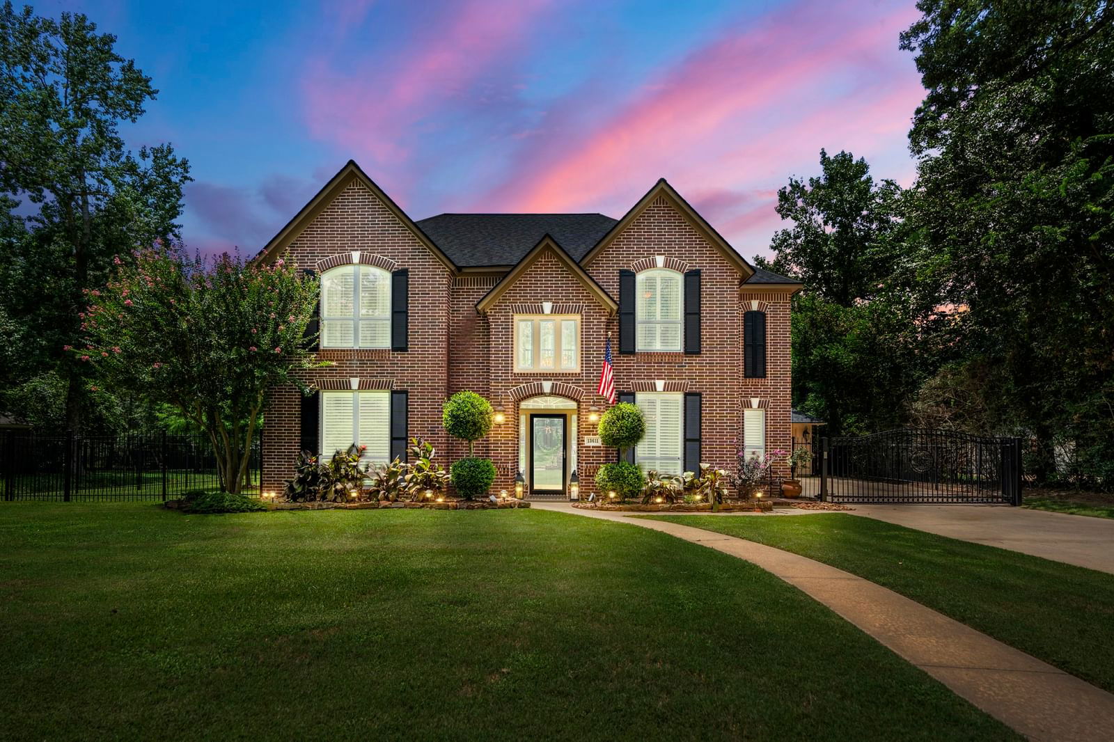 Real estate property located at 13611 Lost Creek, Harris, Hunterwood, Tomball, TX, US