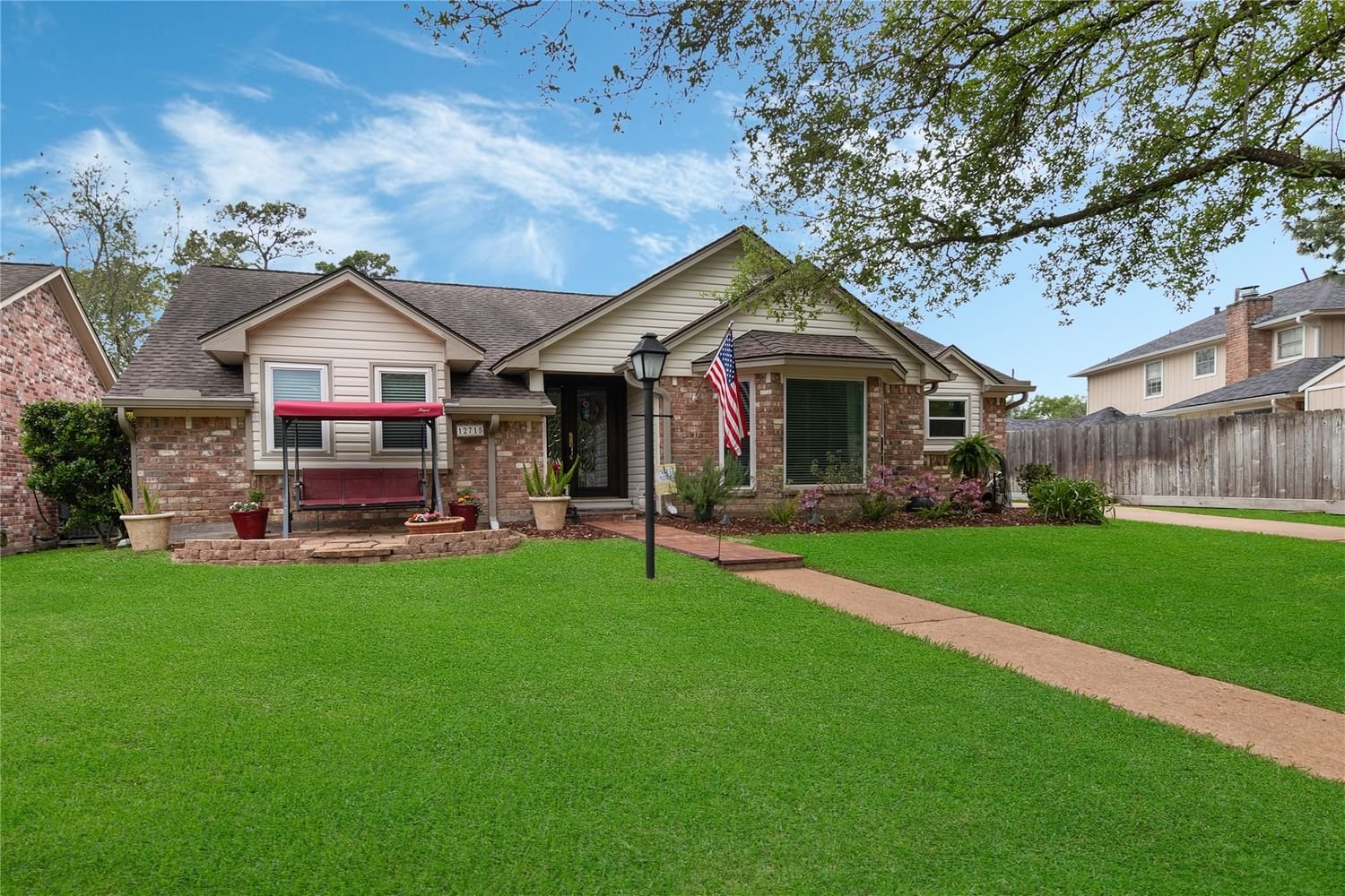 Real estate property located at 12715 Bonnywood, Harris, Enchanted Valley, Cypress, TX, US