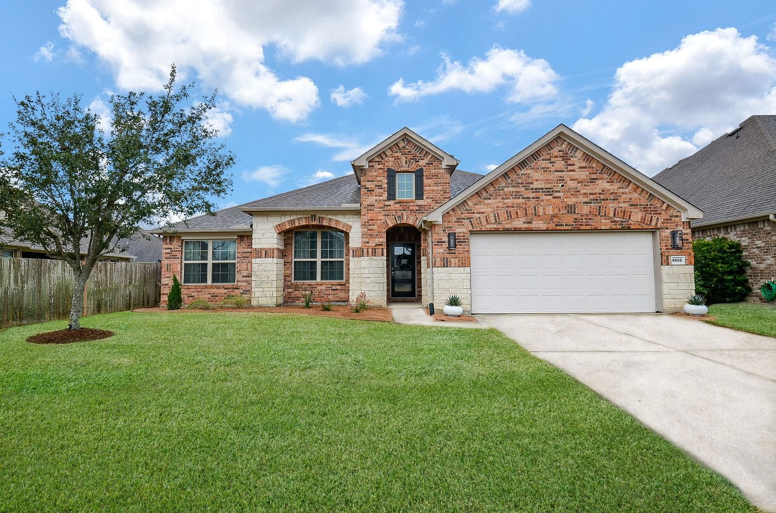 Real estate property located at 9905 White Oak, Waller, Willow Creek Farms 2 Sec 2, Brookshire, TX, US