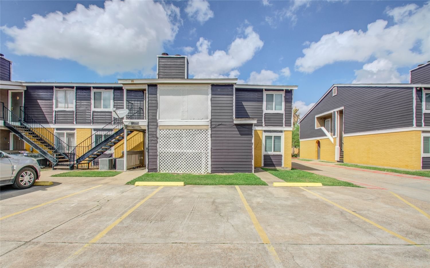Real estate property located at 12506 Ashford Meadow #2C-D, Harris, Meadows On Mews Sec 01, Houston, TX, US