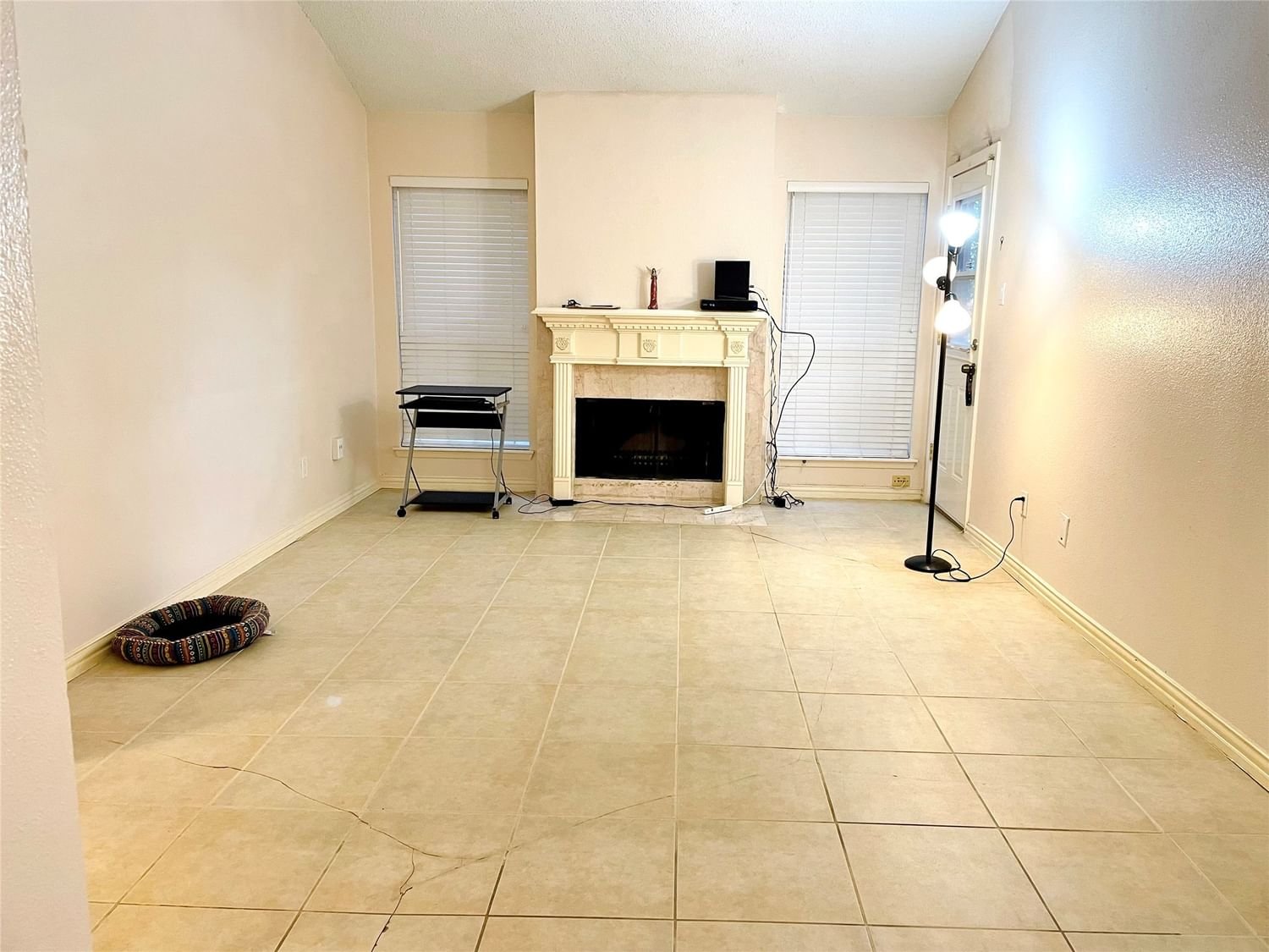 Real estate property located at 10053 Westpark #342, Harris, Idlewood Condo, Houston, TX, US