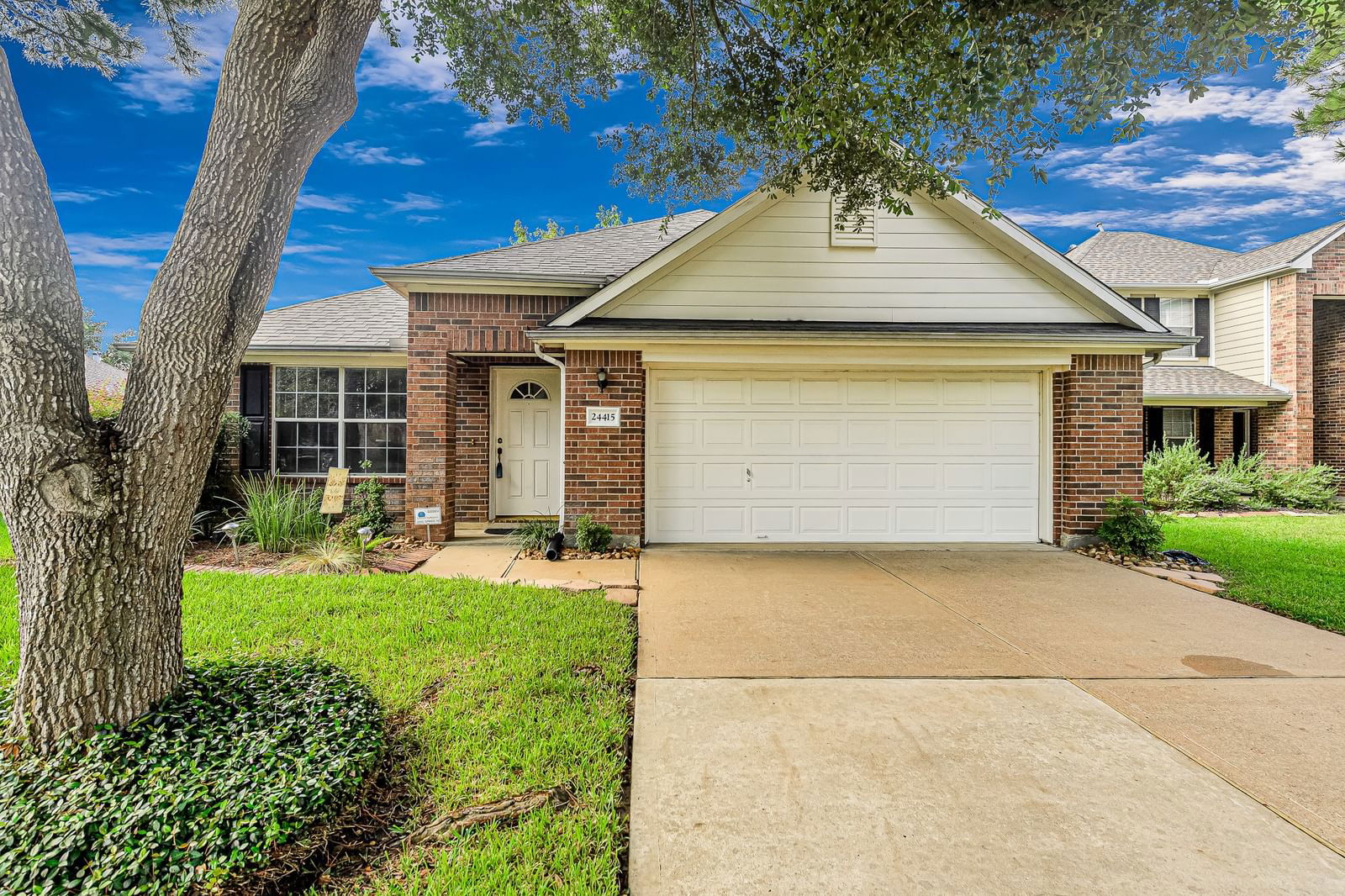 Real estate property located at 24415 Travis House, Harris, Lakecrest Sec 01, Katy, TX, US