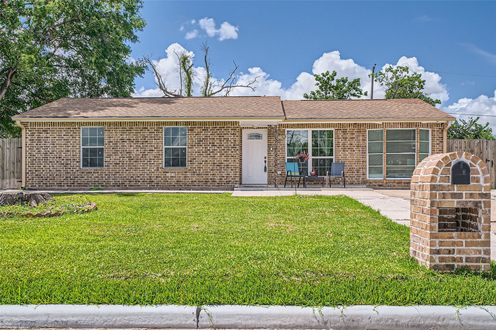 Real estate property located at 9254 Oak Knoll, Harris, Chatwood Place Sec 06, Houston, TX, US