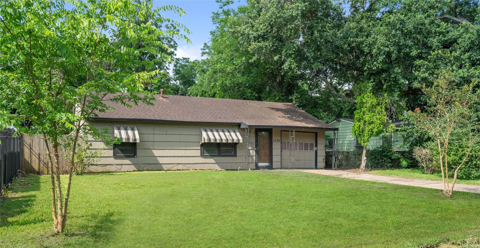 Real estate property located at 5206 Willow Glen, Harris, Inwood Terrace Sec 01, Houston, TX, US