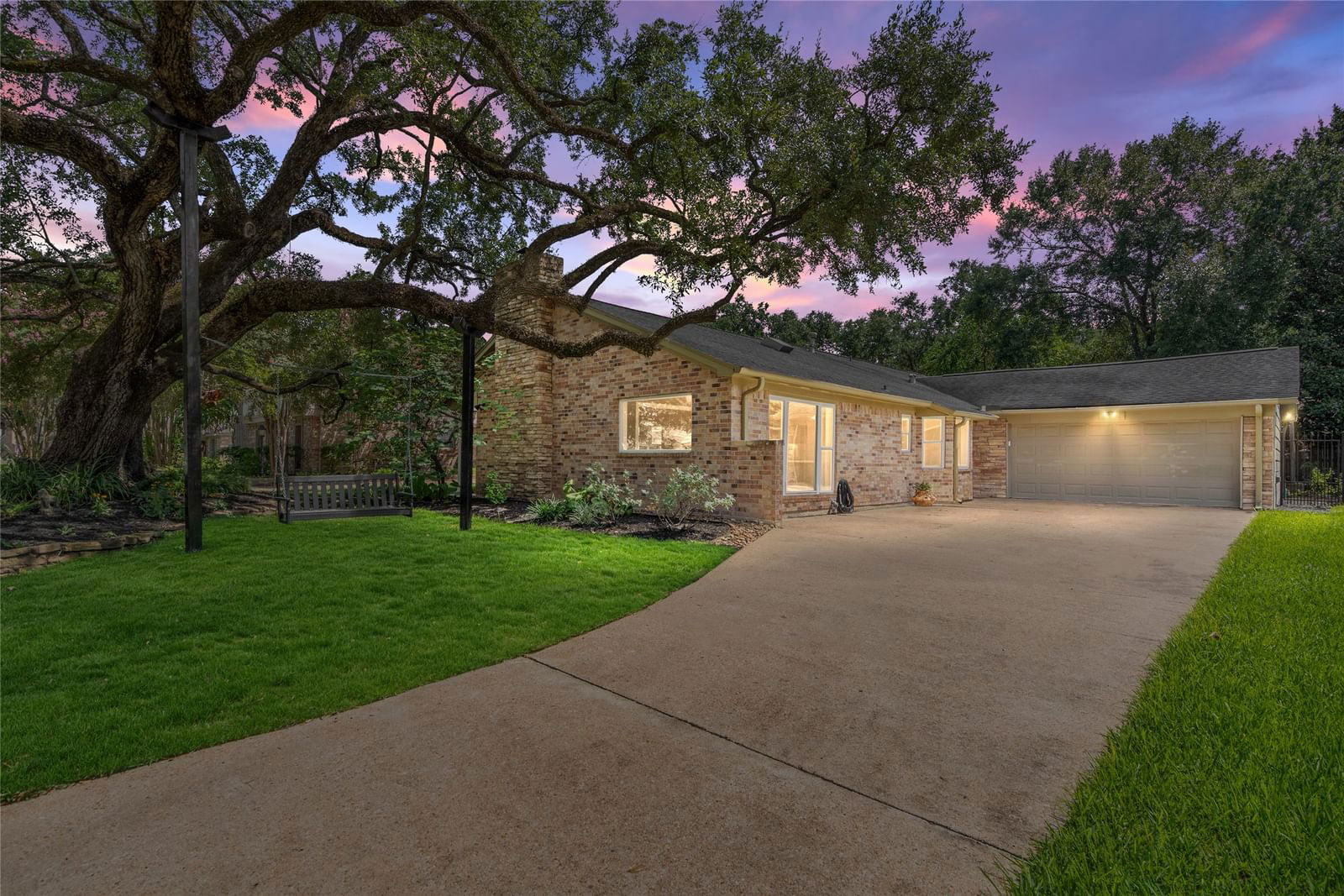 Real estate property located at 7507 Bairnsdale, Harris, Prestonwood Forest, Houston, TX, US