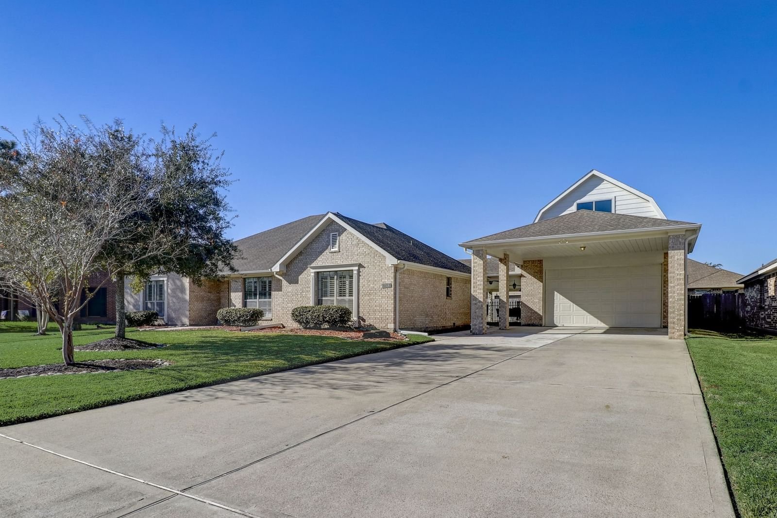 Real estate property located at 2318 Bullhead, Galveston, Sedona Sec, League City, TX, US
