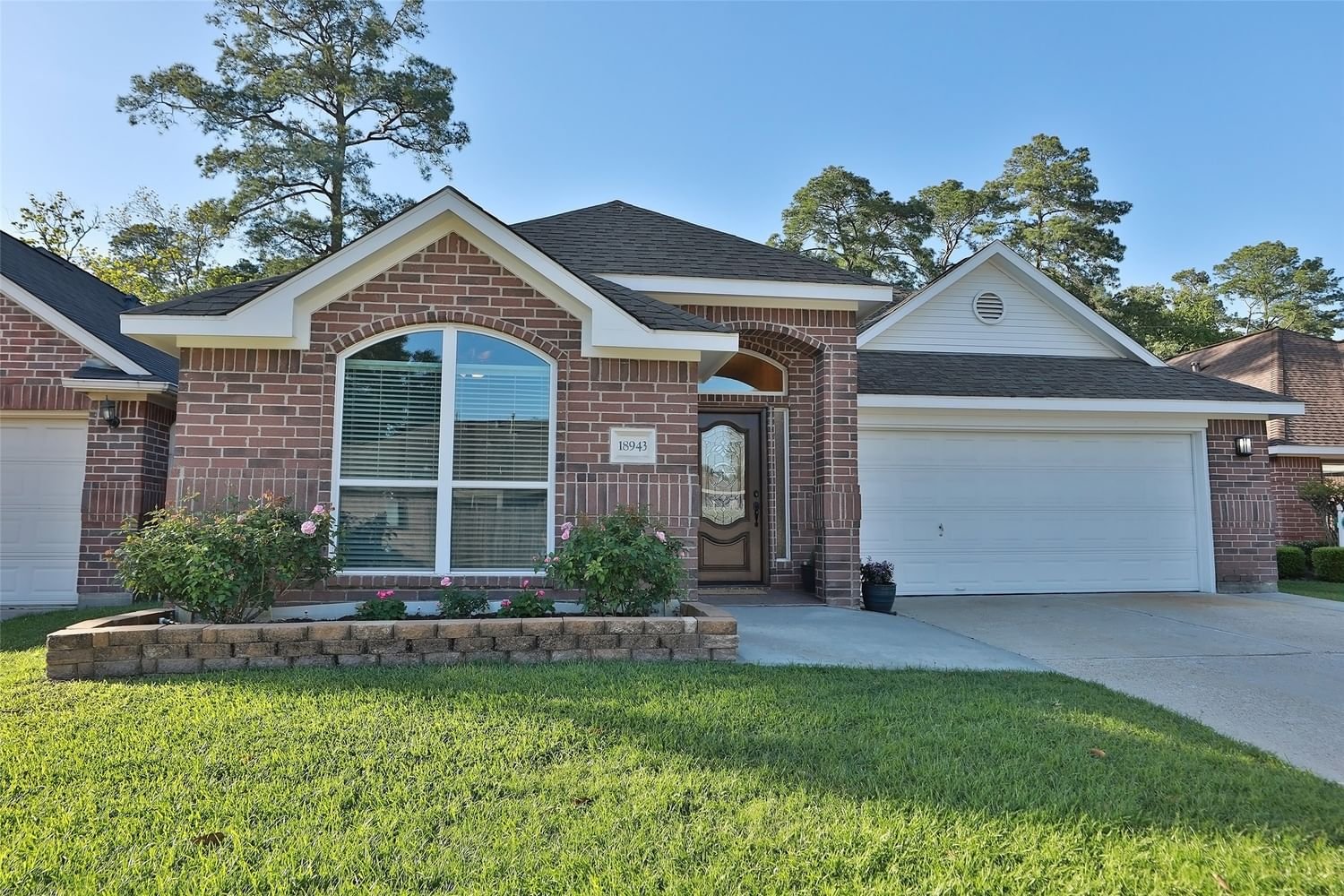 Real estate property located at 18943 Cypresswood Forest, Harris, Cypress Hollow Sec 01, Spring, TX, US