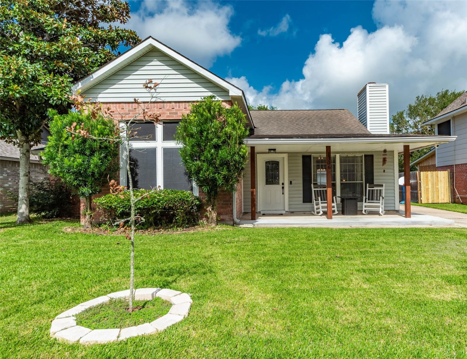 Real estate property located at 1306 Carefree, Galveston, Rustic Oaks, League City, TX, US