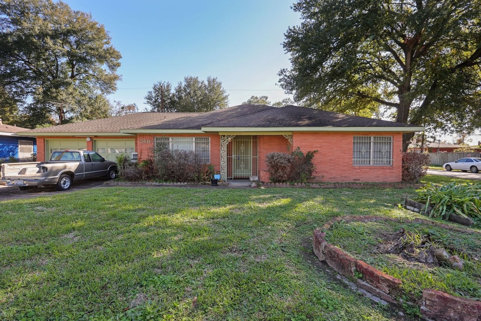 Real estate property located at 5611 Milart, Harris, Arnel Place, Houston, TX, US