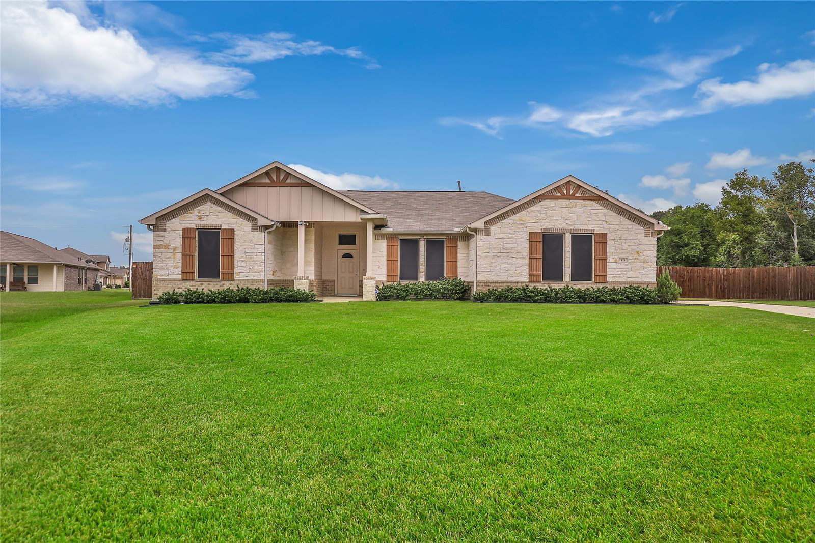 Real estate property located at 103 Jessica, Liberty, Fordland Estates, Sec 5, Dayton, TX, US