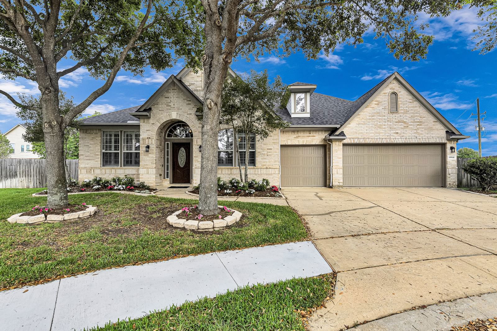 Real estate property located at 19910 Grand Bluff Grove, Fort Bend, Grand Mission Estates Sec 1, Richmond, TX, US