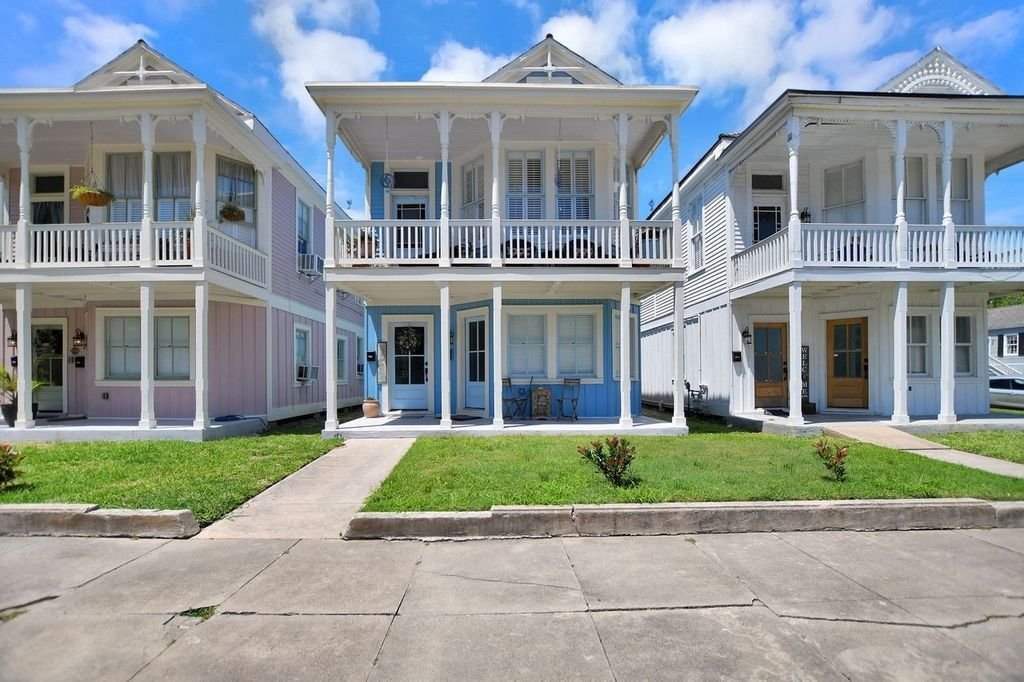 Real estate property located at 1602-1606 Avenue L, Galveston, Galveston Townsite, Galveston, TX, US