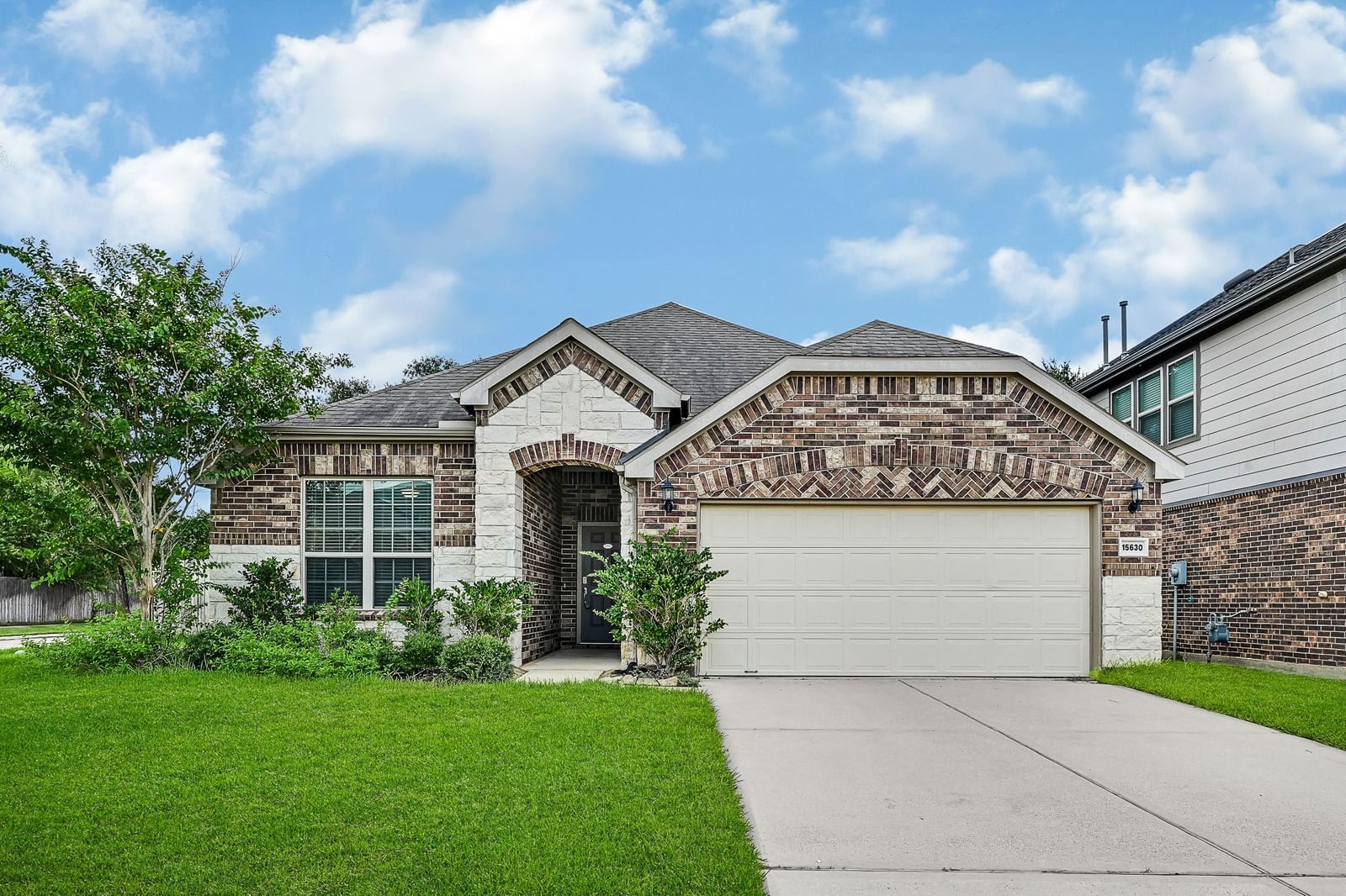 Real estate property located at 15630 Summer Maple, Harris, Cypress Lndg East Sec 12, Cypress, TX, US