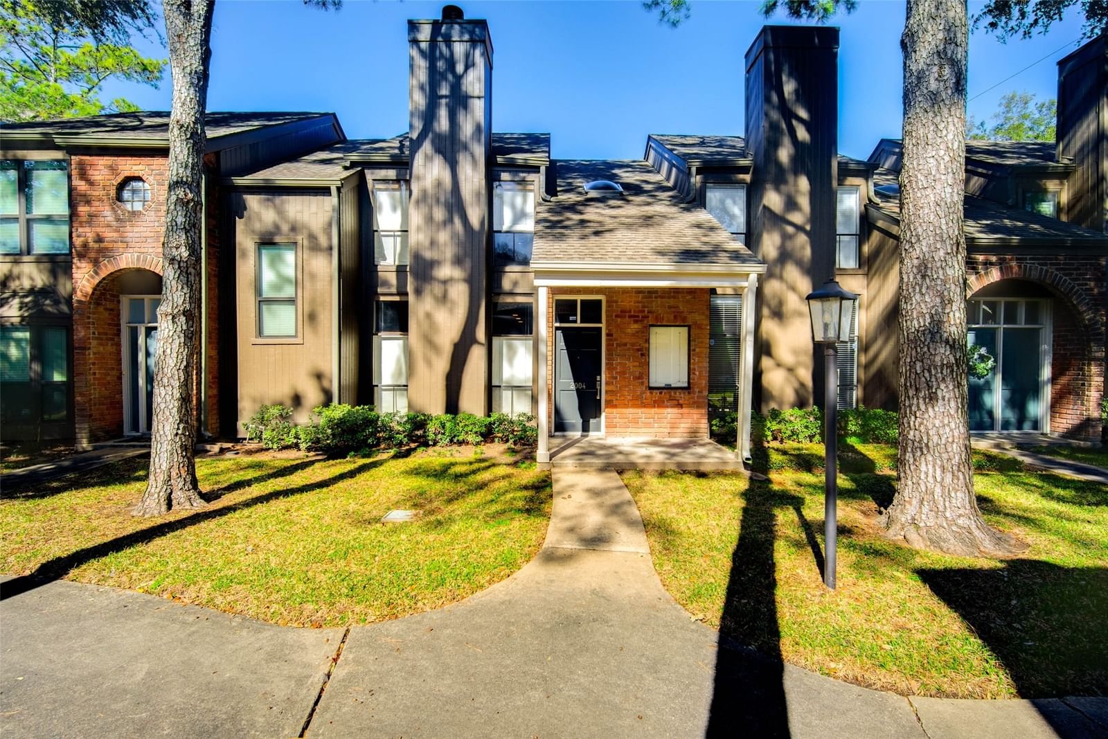 Real estate property located at 701 Bering #2004, Harris, Woodway Pines, Houston, TX, US