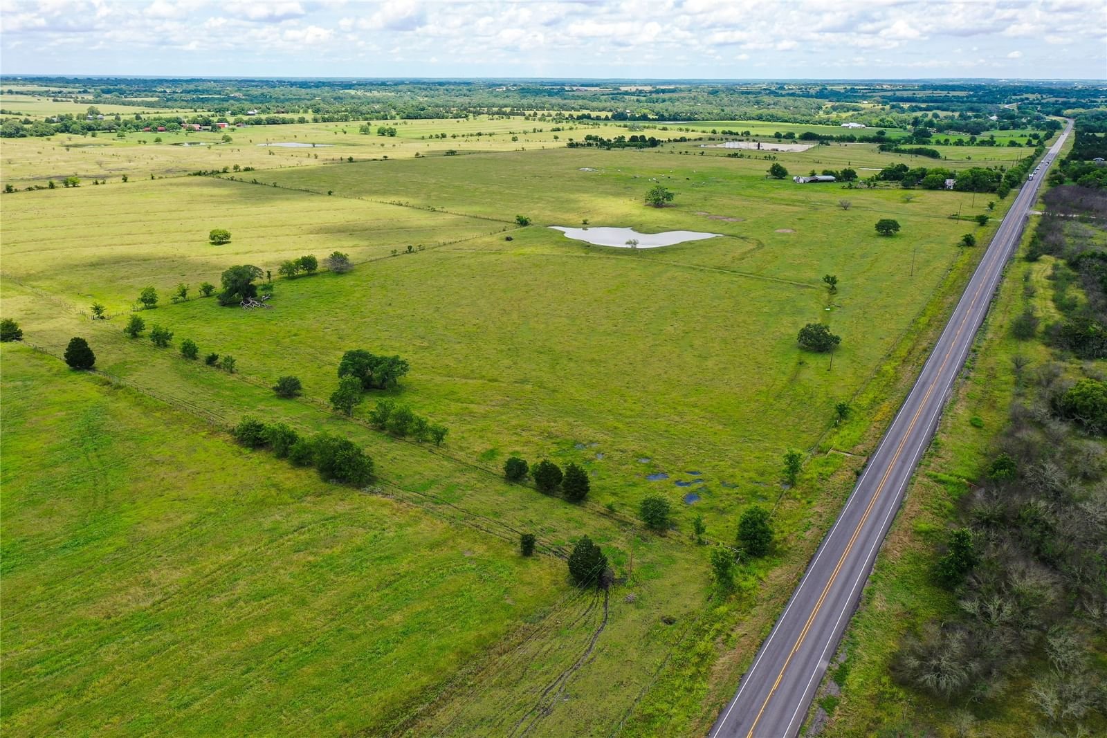 Real estate property located at 2327 E State Highway 237, Fayette, SRC_NBHD, Round Top, TX, US