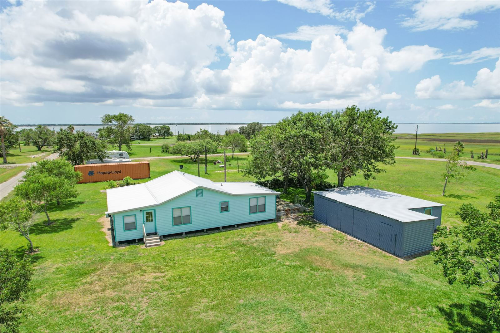 Real estate property located at 44 Milwaukee, Calhoun, Bayside Beach, Port Lavaca, TX, US