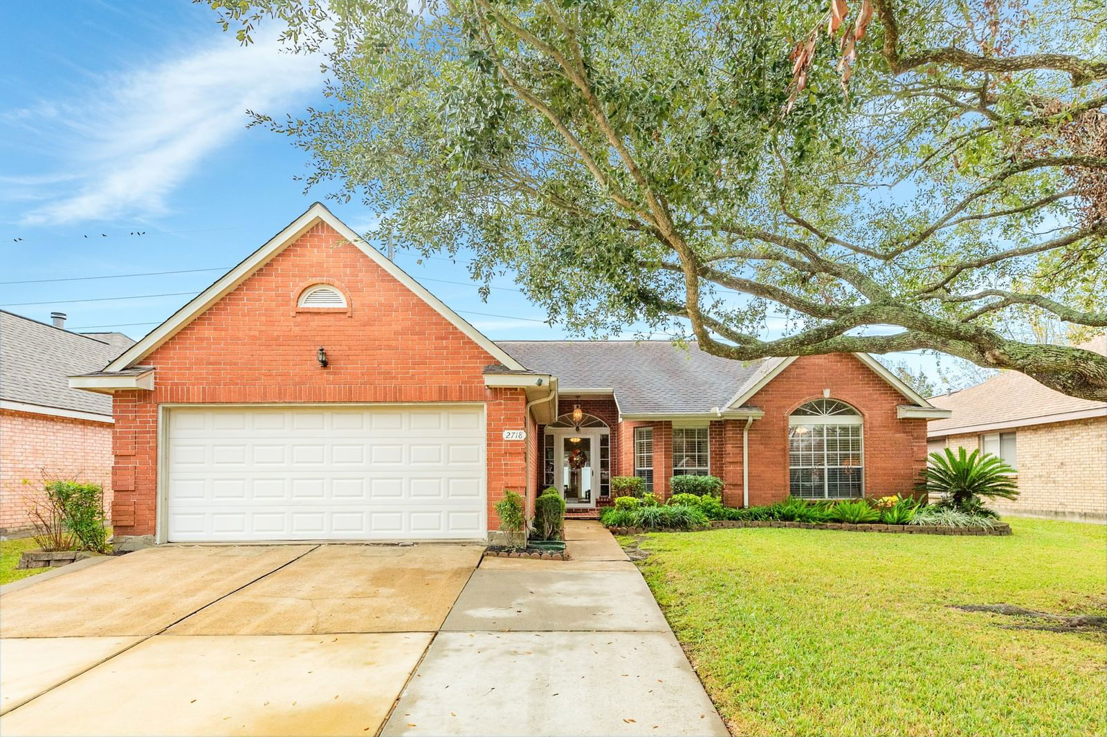 Real estate property located at 2718 Larkspur, Brazoria, Countryplace Sec 3, Pearland, TX, US