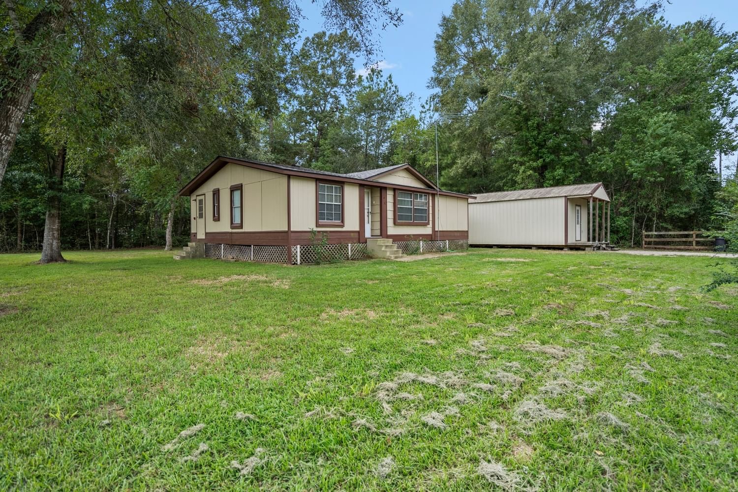 Real estate property located at 27370 Rocking R, Montgomery, Holiday Oaks 01, Splendora, TX, US
